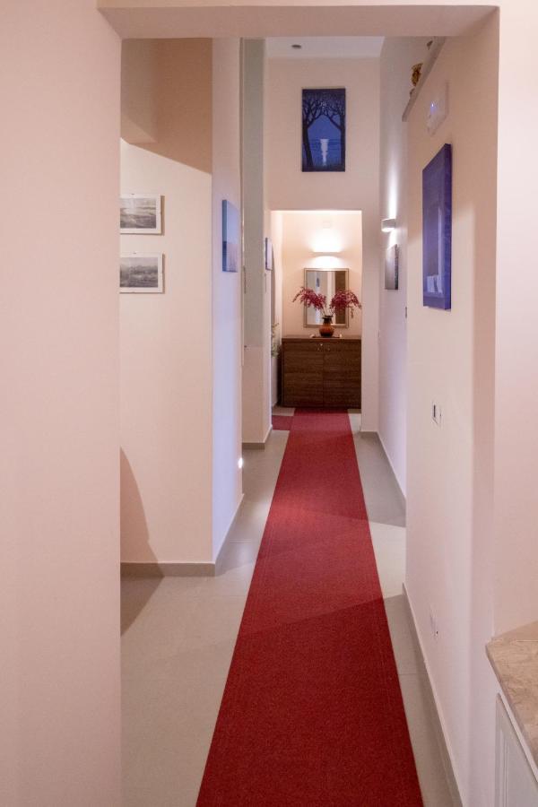 Teatro Sullo Stretto Apartment เมสซีนา ภายนอก รูปภาพ