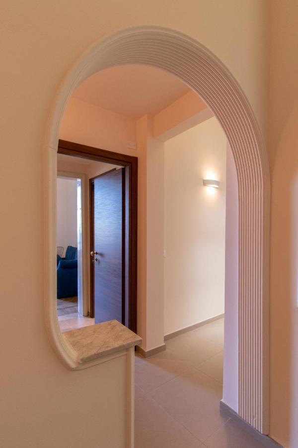 Teatro Sullo Stretto Apartment เมสซีนา ภายนอก รูปภาพ